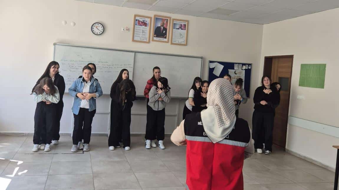İLK YARDIM EĞİTİMİ DÜZENLENDİ